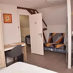 Saint Fergeux Hotel *