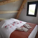 Saint Fergeux 호텔