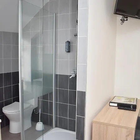 Saint Fergeux Отель