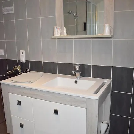 Saint Fergeux Отель Gionges