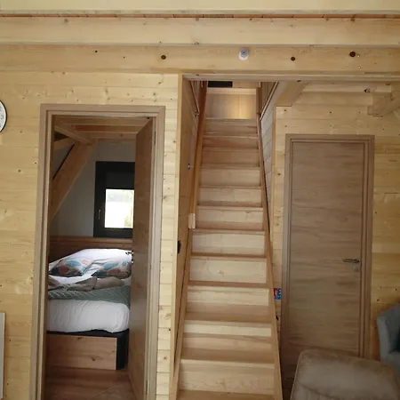 Hotell Saint Fergeux Gionges