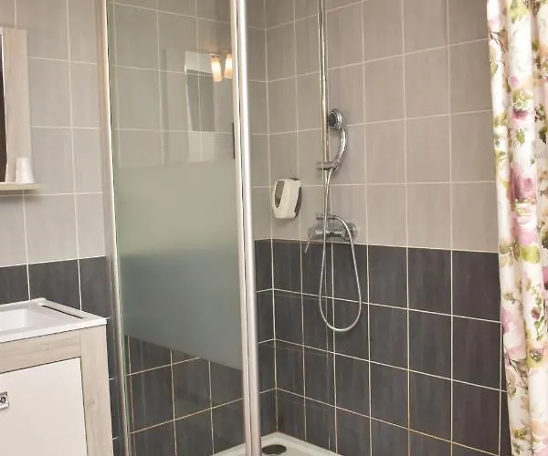 Hotel Saint Fergeux *