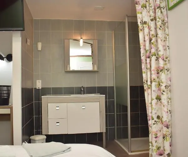 Saint Fergeux Hotel *