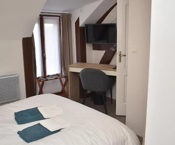 Saint Fergeux Hotel Gionges