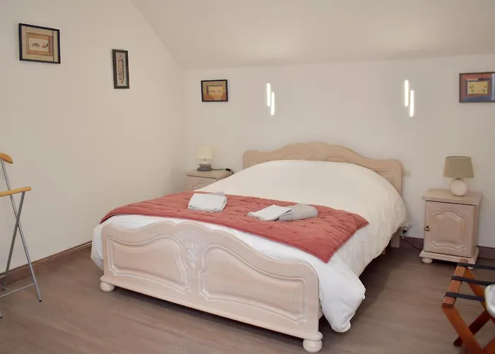 Saint Fergeux Hotel *